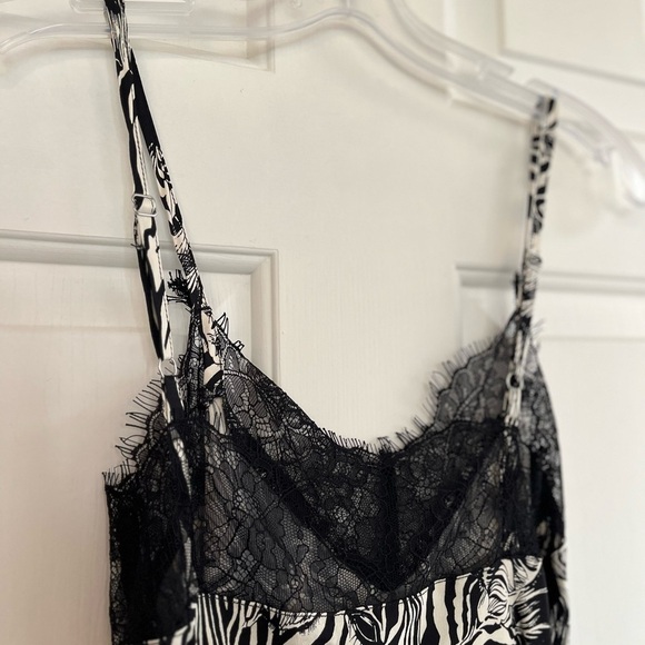 🚦 NWT 7 For All Mankind LA Zebra Floral Lace Trim V-neck Camisole XS - Picture 9 of 14